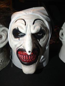 LAST MINUTE HALLOWEEN MASKS / OFFERS WELCOME / SCREAM x Jason x Michael Myers Mask ~ LED & MORE  !!