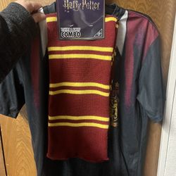 Harry Potter Shirt And Scarf Combo New Xs 