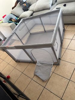 Play pen