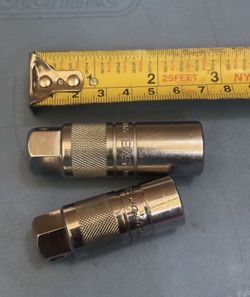 Snap-on Tools 3/8" Drive 6-Point SAE 9/16" And 5/8" Flank DriveR Spark Plug Socket