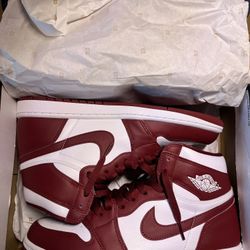Air Jordan 1 High OG “Artisanal Red” – Size 11 (Brand New)