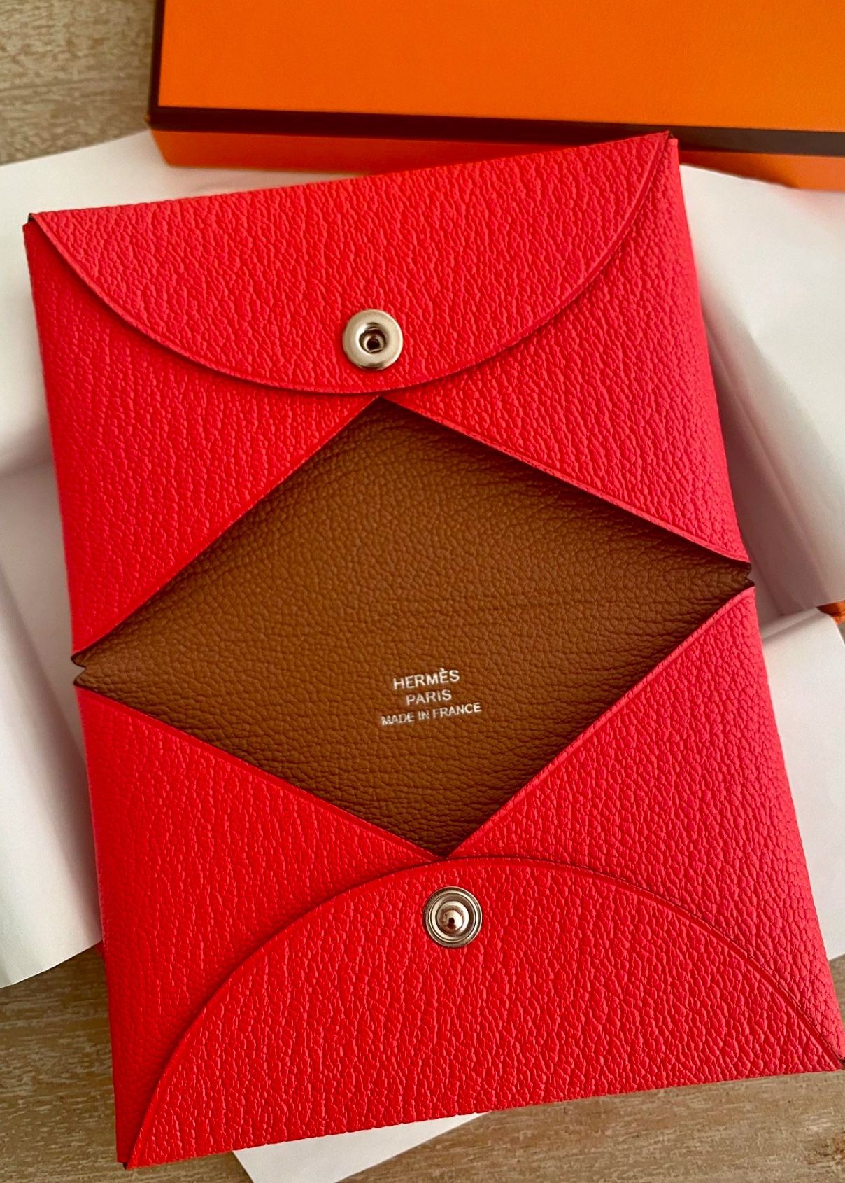 Authentic New Hermes chèvre Goltskin Calvi Card case Holder Rose Mexico