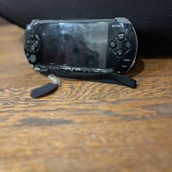 Sony PSP 1001 handheld-black Console