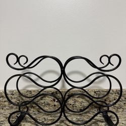 Black Wrought Iron Wine Rack – Holds 6 Bottles