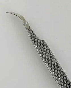✨ Curved Tweezers – 9 Pieces