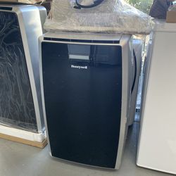 air conditioning unit w/ dehumidifier and fan