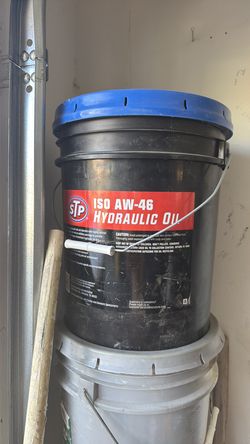 Hydraulic oil
