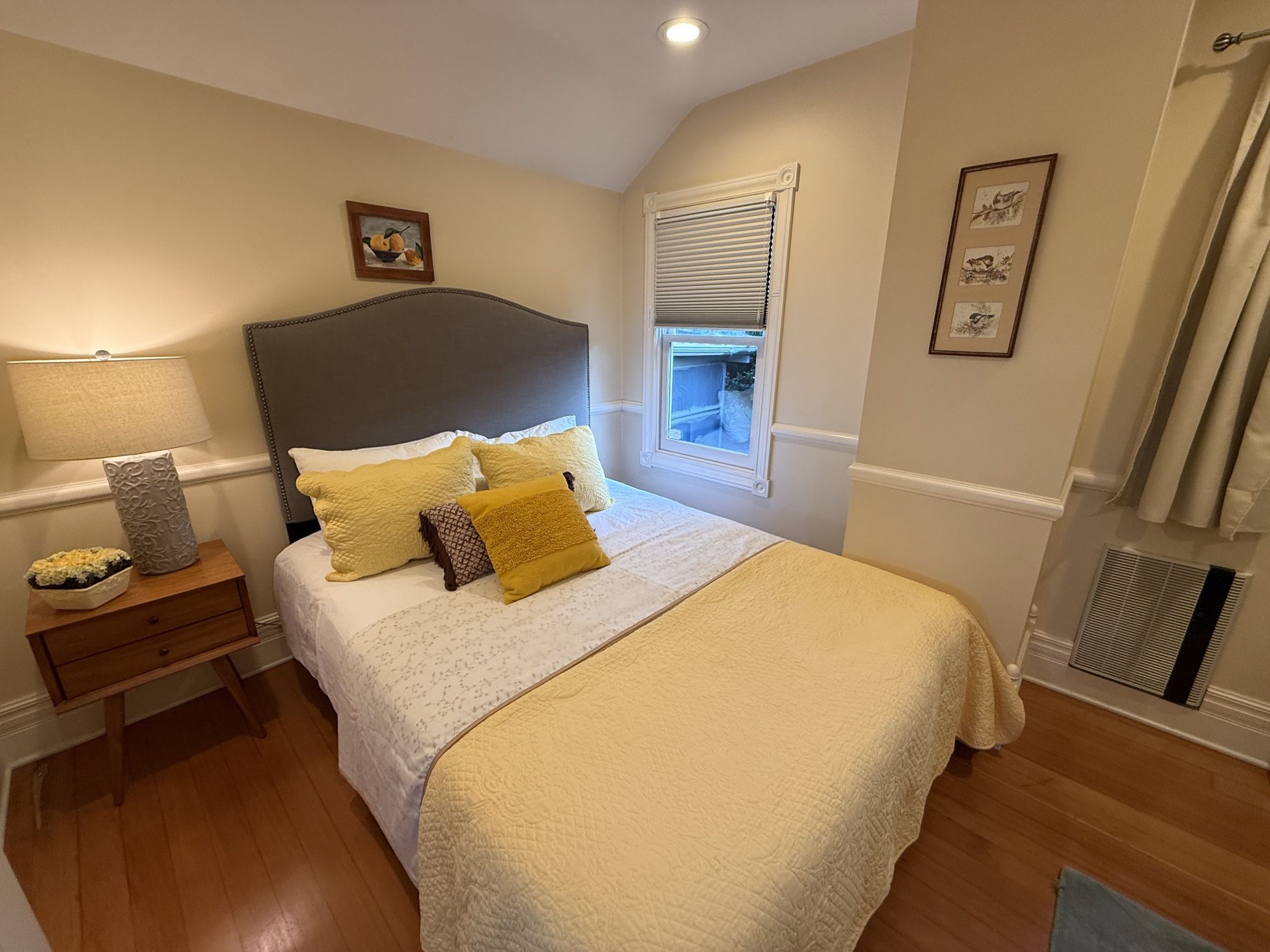 Almost New Queen Platform Wood Bed With Headboard