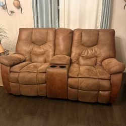 Reclining Sofas 
