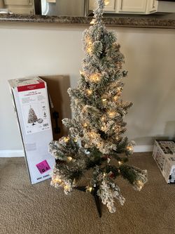 Flocked Pre Lit Tree