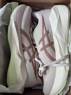 ASICS Running Shoes 7.5
