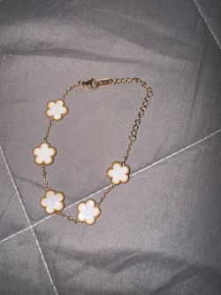 Van Cleef & Arpels 18k gold bracelet for women