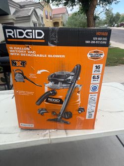 RIDGID HD1600 16-Gallon Wet/Dry Vac with Detachable Blower