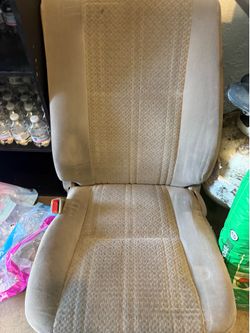 tundra driver seat