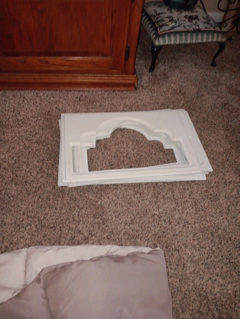 STACK OF 8 OVERHEAD DOOR WINDOW INSERTS