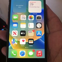 iPhone 8 64gb Factory Unlocked (back Has A Crack) Front Is Excellent 