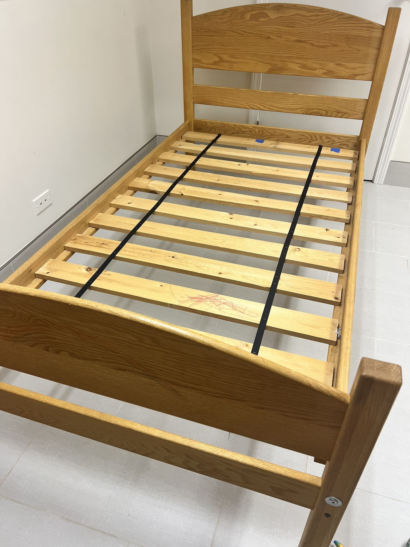 Twin Bed And Bunk Bed With Ladder