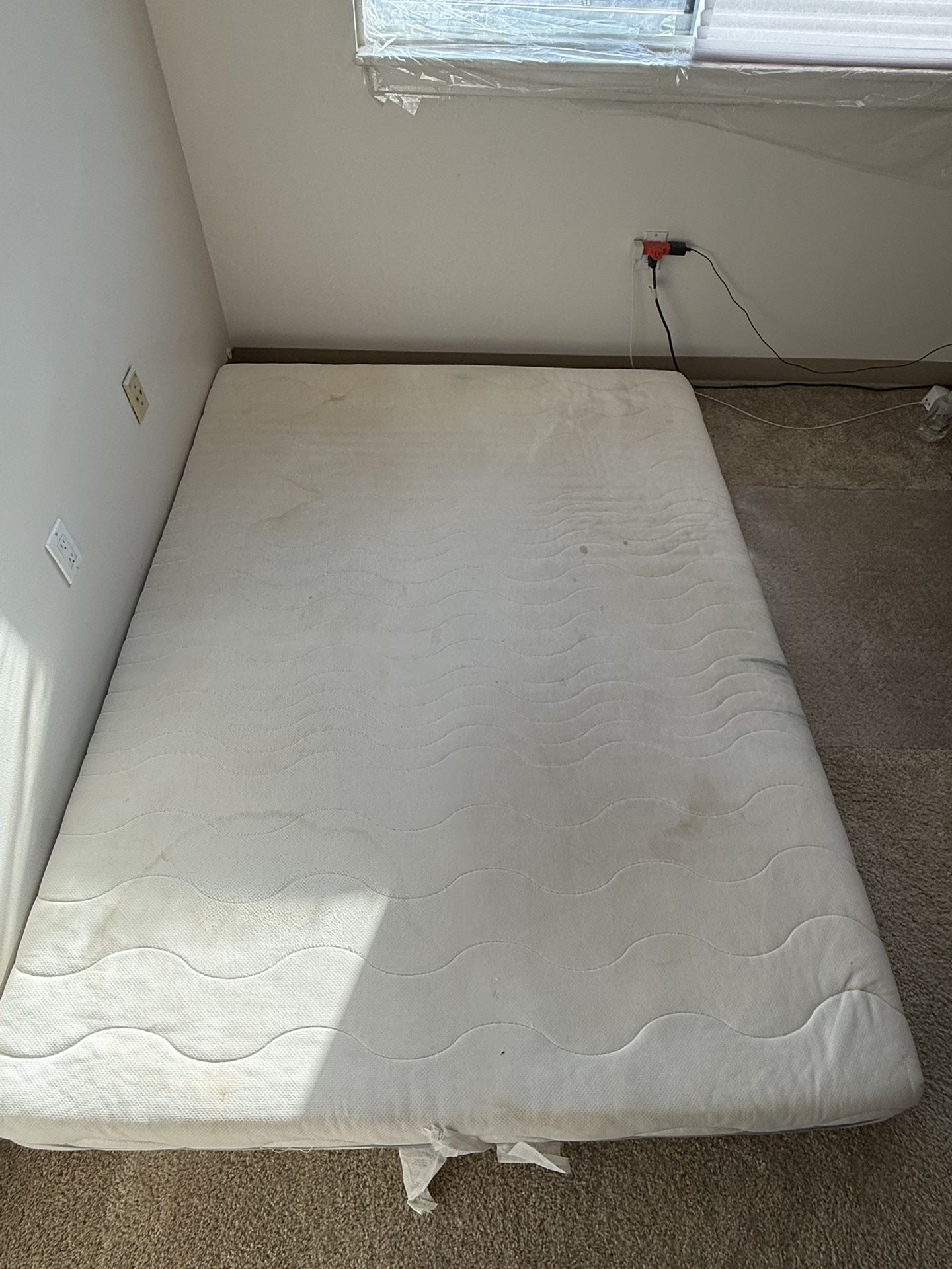 Queen Memory Foam Mattress