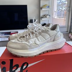 Nike Sacai  Vaporwaffle Sz 10.5
