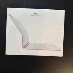 Brand New - 2025 iPad Magic Keyboard