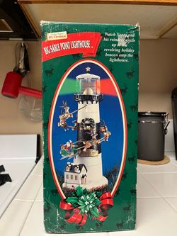 VTG mr. Christmas, Animated Holiday Lighthouse Santa & Reindeer’s