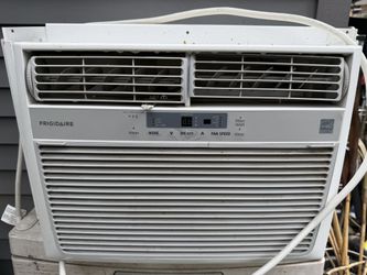 Frigidaire Window A/c Unit
