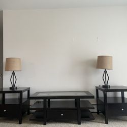 3 Pc Coffee Table, End Tables And Lamps (used) 