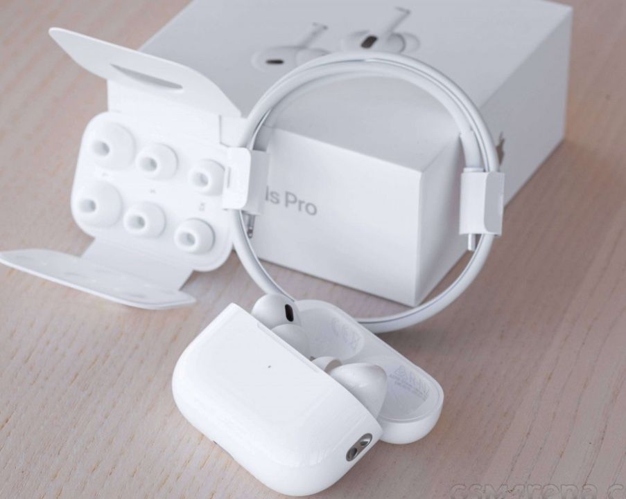 Airpods Pro 2nd Generation with Wireless Charging case (USB-C)