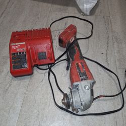 Milwaukee Cordless Grinder With Charger