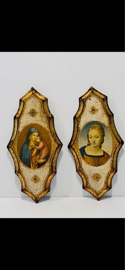 Vtg 1950’s Florentine Italy Gilded Lithographs on Wood Wall Plagues Madonna Set of 2. Beautiful gilded wall plaques with Italian lithographs of Madonn