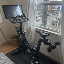 Peloton Bike