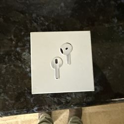 AirPod 4 with noise cancellation