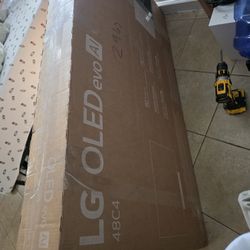 LG - 48" Class C4 Series OLED evo 4K UHD Smart webOS TV (2024)