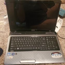 TOSHIBA Satellite L 775 Laptop For SALE!!