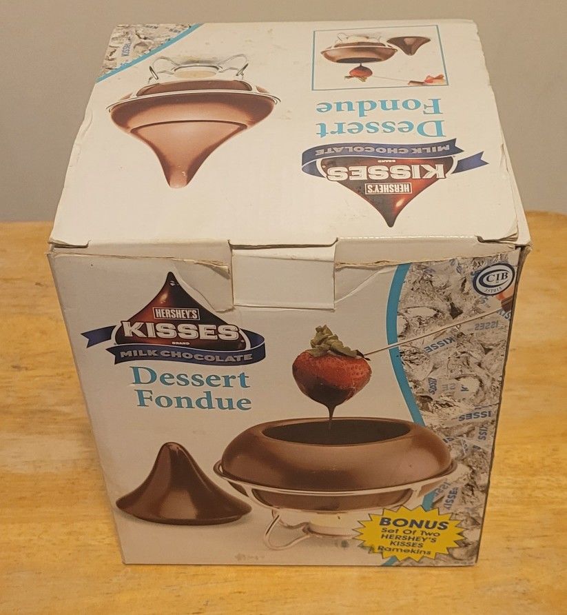 Hershey's Kisses Dessert Fondue Set for Sale in San Diego, CA OfferUp