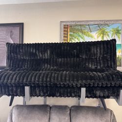 Black Futon
