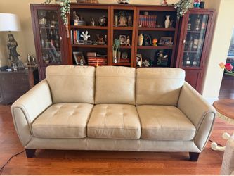 Leather sofa - like new