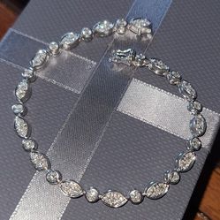 Gorgeous Diamond bracelet