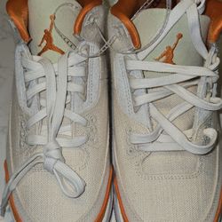 Jordan 3 Retro Starfish  Fossil Sail Orange IH7694-200 S 6.5 womens