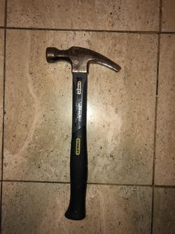 Stanley Fiberglass Hammer 16oz 🔨