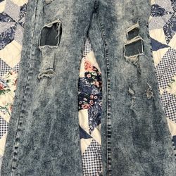 Size Xxl Fit Like 14/16 Woman’s Jeans