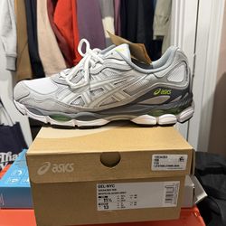 ASICS grey/green size 11.5