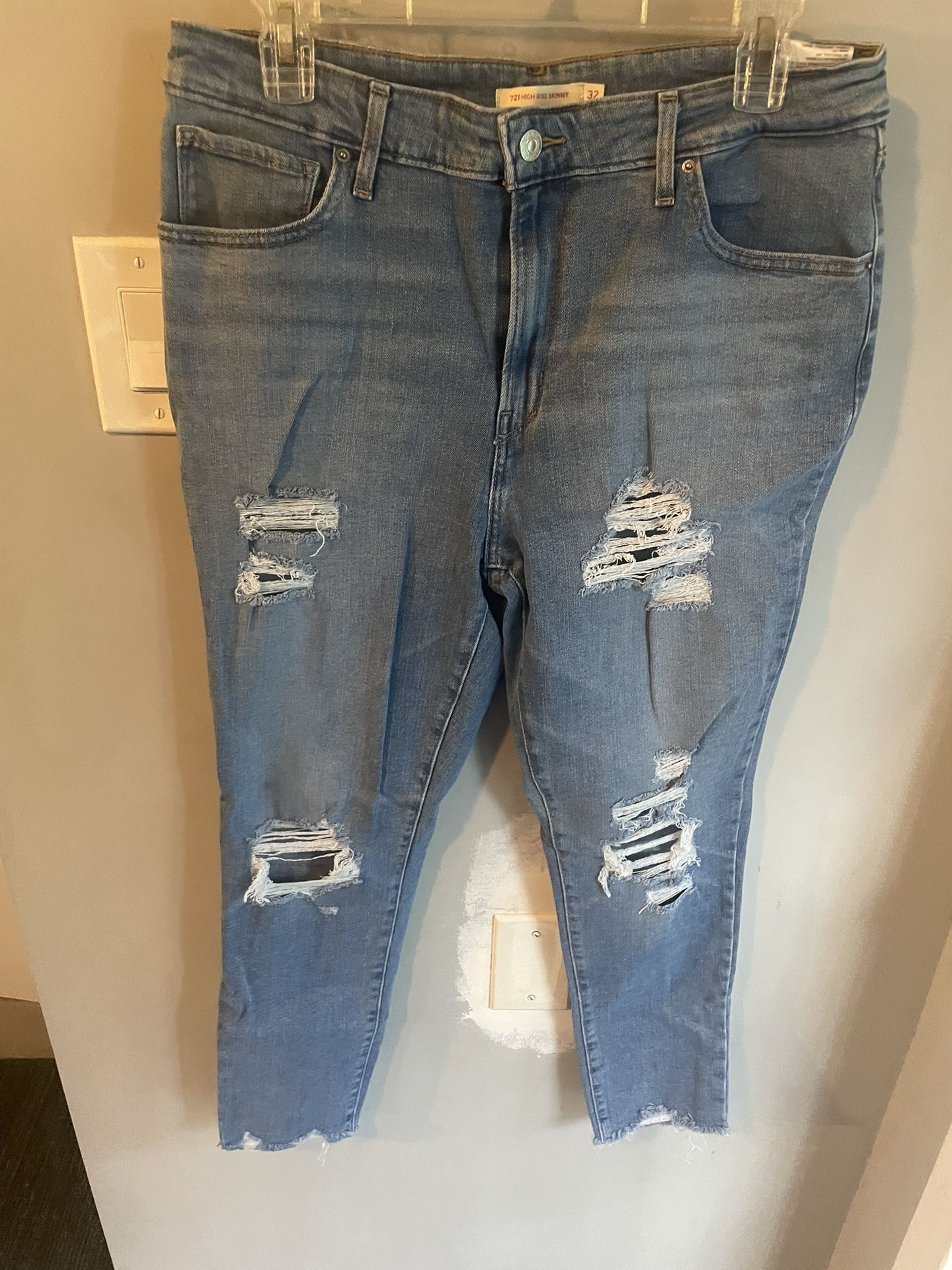 Levi jeans