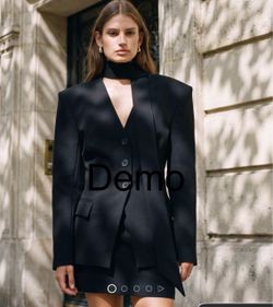 ASOS DESIGN Cinch Shoulder Pad Blazer with Scurf in Black - UK8/US4