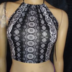 NWT Fashion Nova Crop Top Ties around The Neck And Back Size Small 