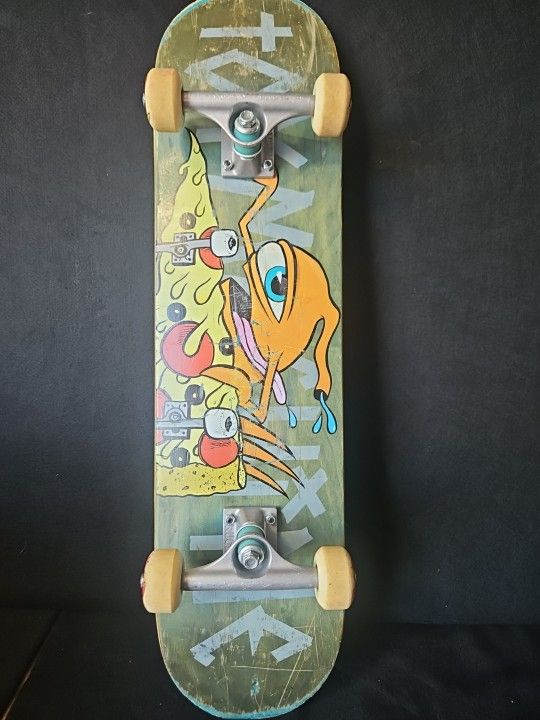 Toy Machine Skateboards Pizza Shredder 7.75’’ Skateboard Complete
