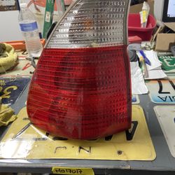 00-03 Bmw X5 Left Driver Side Tail Light Original
