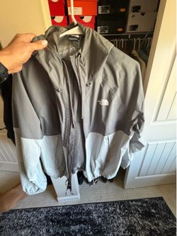 Women’s Northface rain jacket, XL