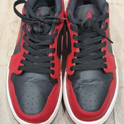 Jordan1 low (Black/Red)