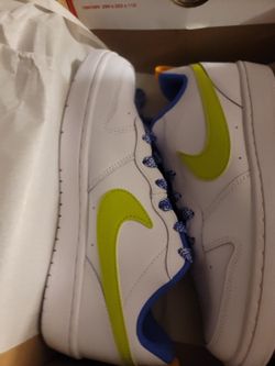 BRAND NEW NIKE WOMEN SIZE 6.5. PICK UP IN 75042